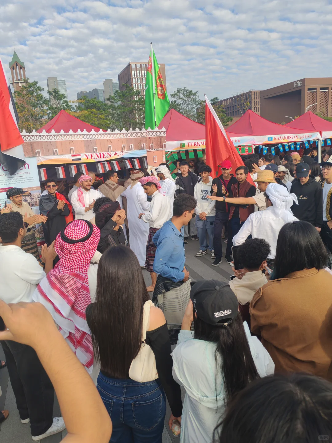 我的华工国际文化节碎片掉落中