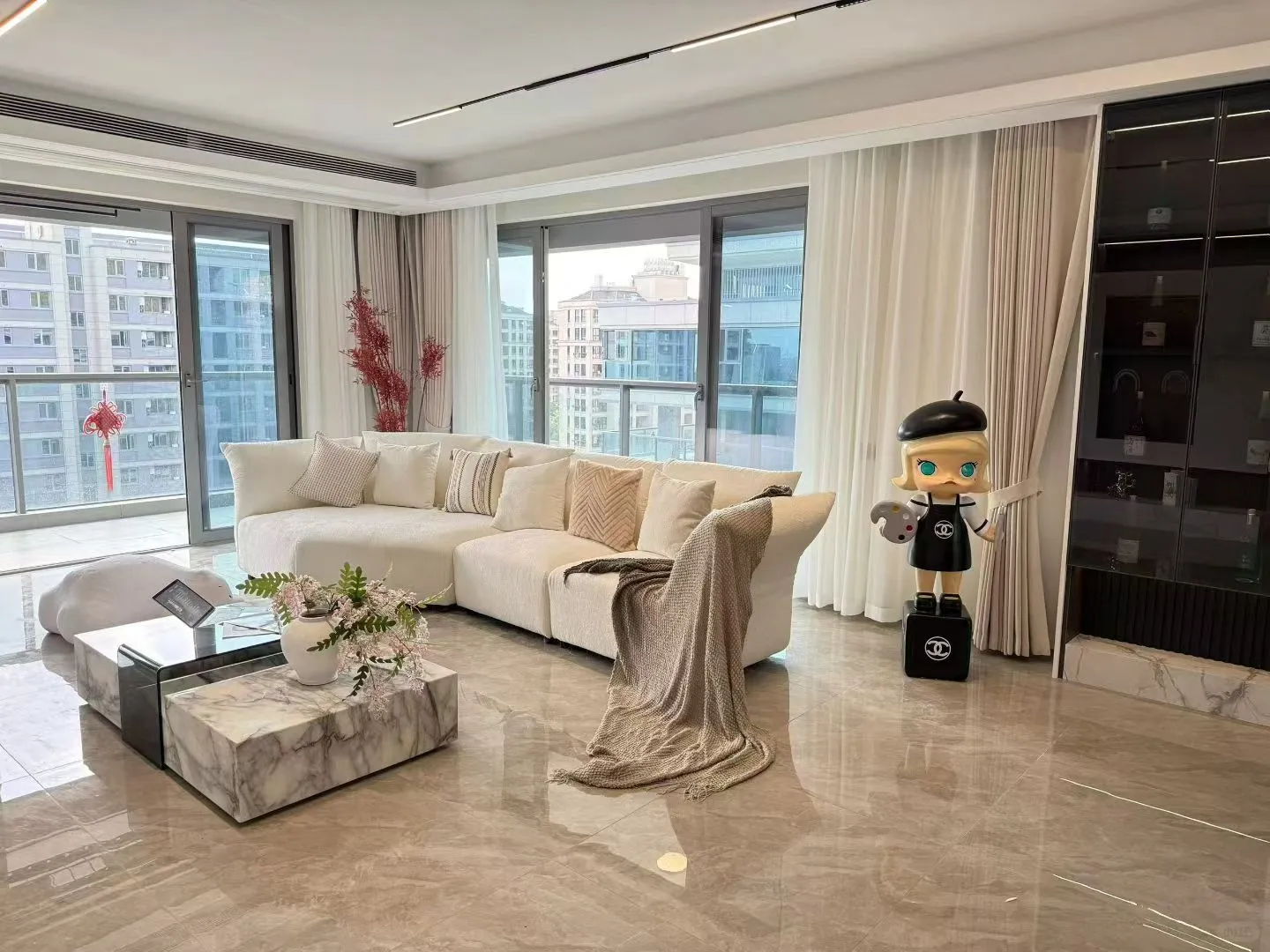 奶油风轻奢4房?边套景光阳台全屋定制