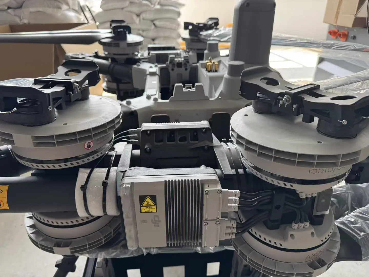 “天空之镜”学员解锁大疆FC100旗舰机