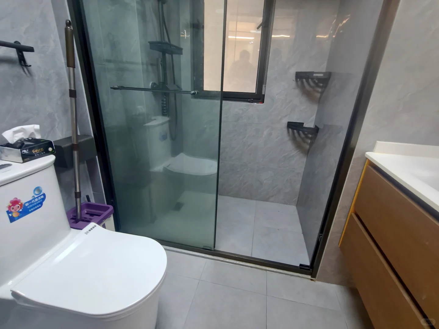 星汇花园封窗去年3500今年2400！！价格可聊