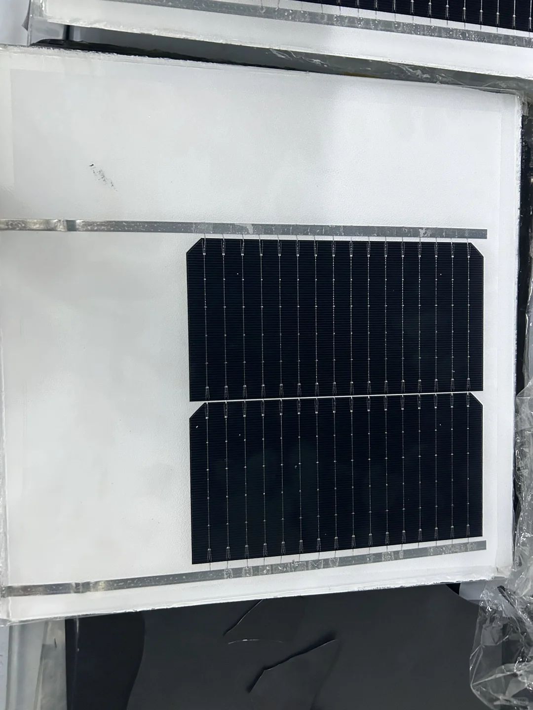 工业之美 从光到电—出售定制尺寸光伏组件