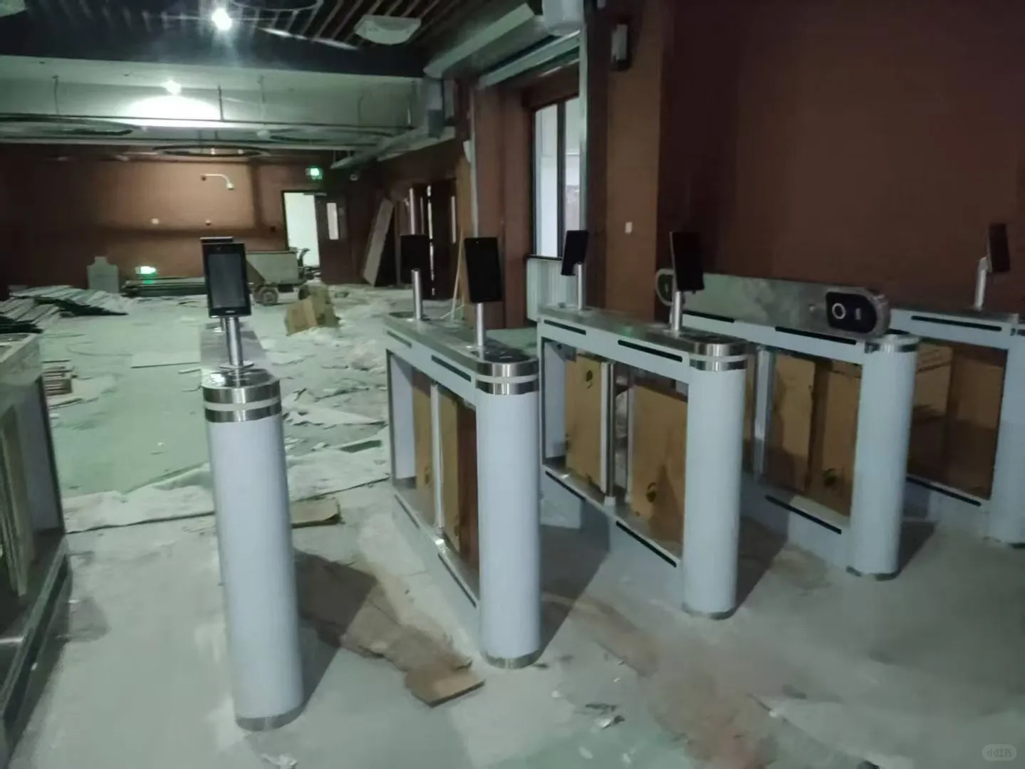 安检设备，通道式摆闸欢迎咨询