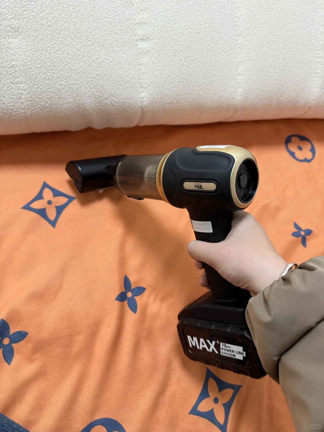 这么好用的手拿吸尘器哪里找！