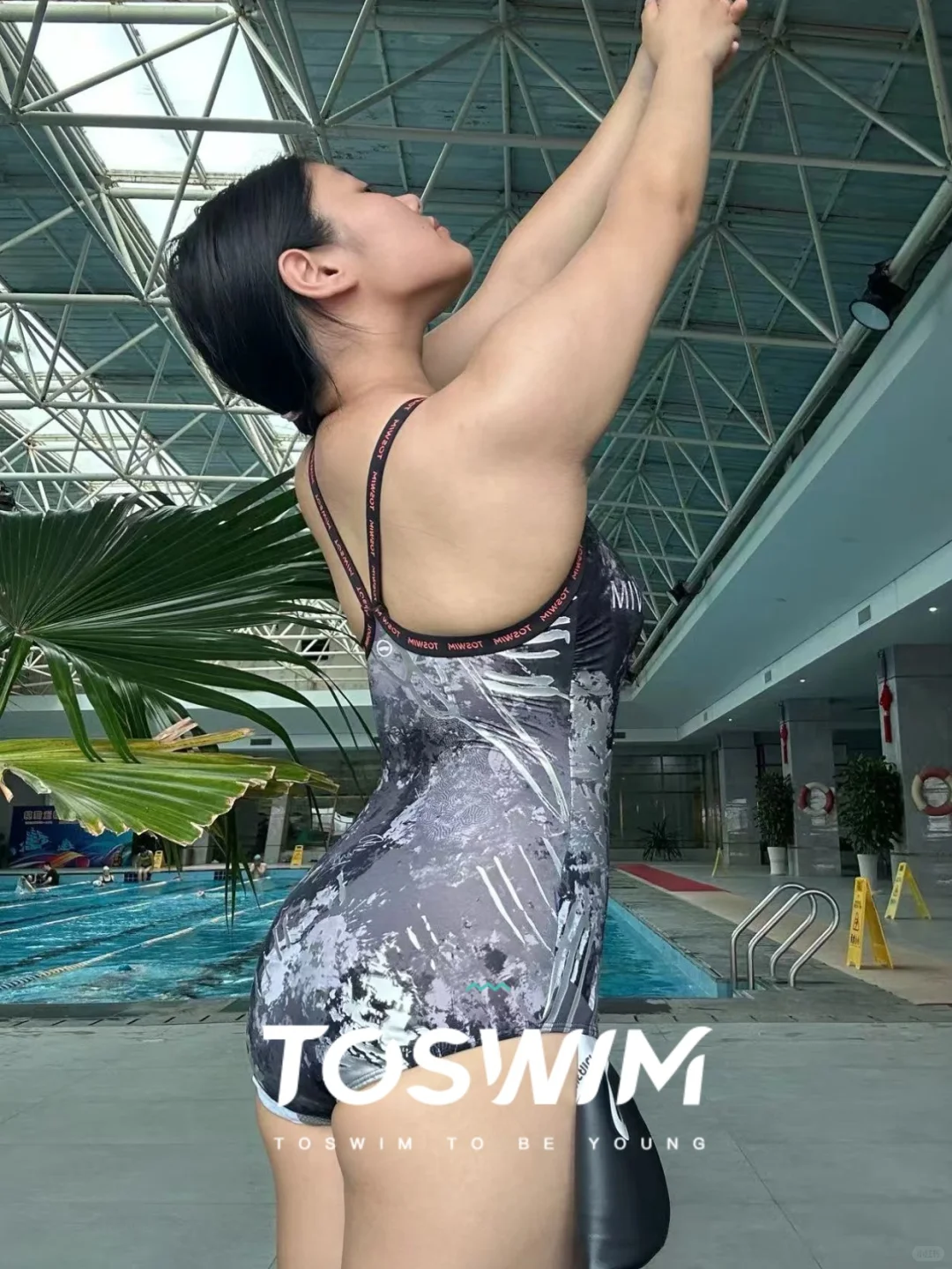 肉肉女生泳衣分享| 先锋印花视觉显瘦10kg