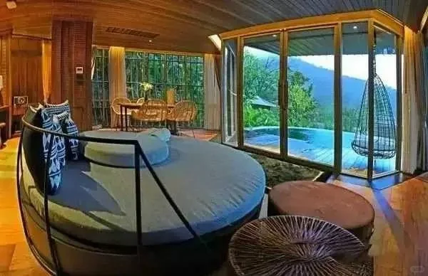 朝阳行业一乡村旅游