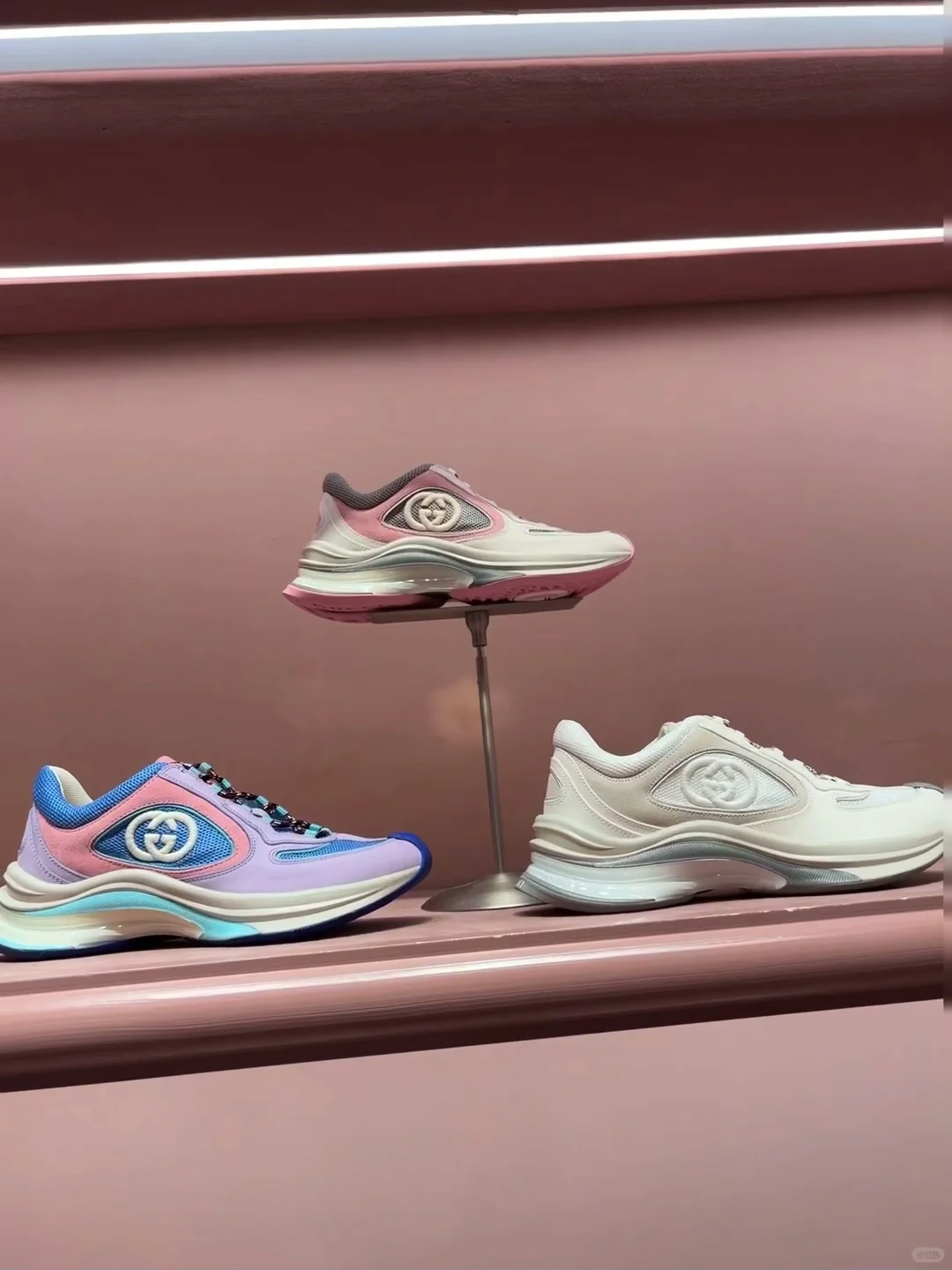 Gucci年末这都跌疯了！?