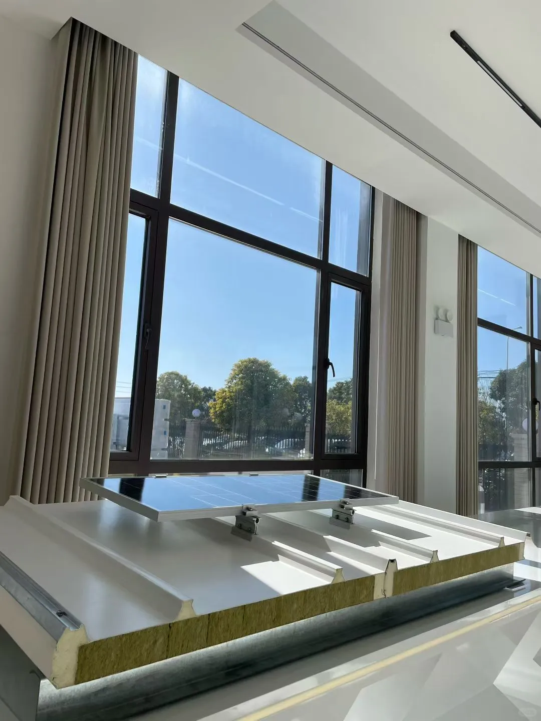 新疆tpo柔性光伏防水屋面板源头工厂