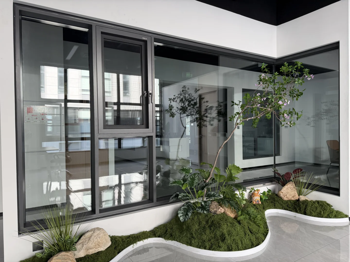 封窗选了三层玻璃，我后悔了