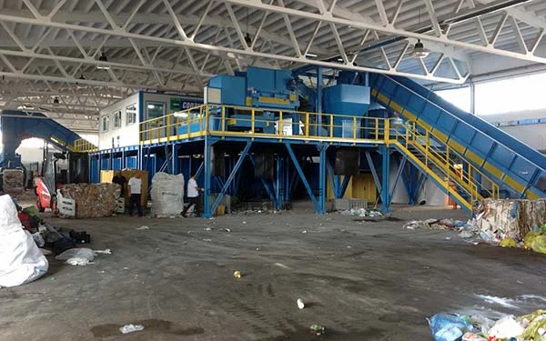 从“垃圾场”到绿茵：填埋垃圾实现华丽转身