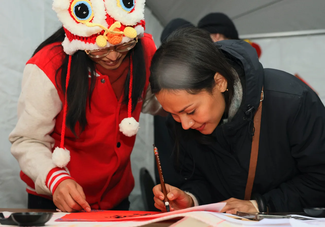 老外欢度中国新年