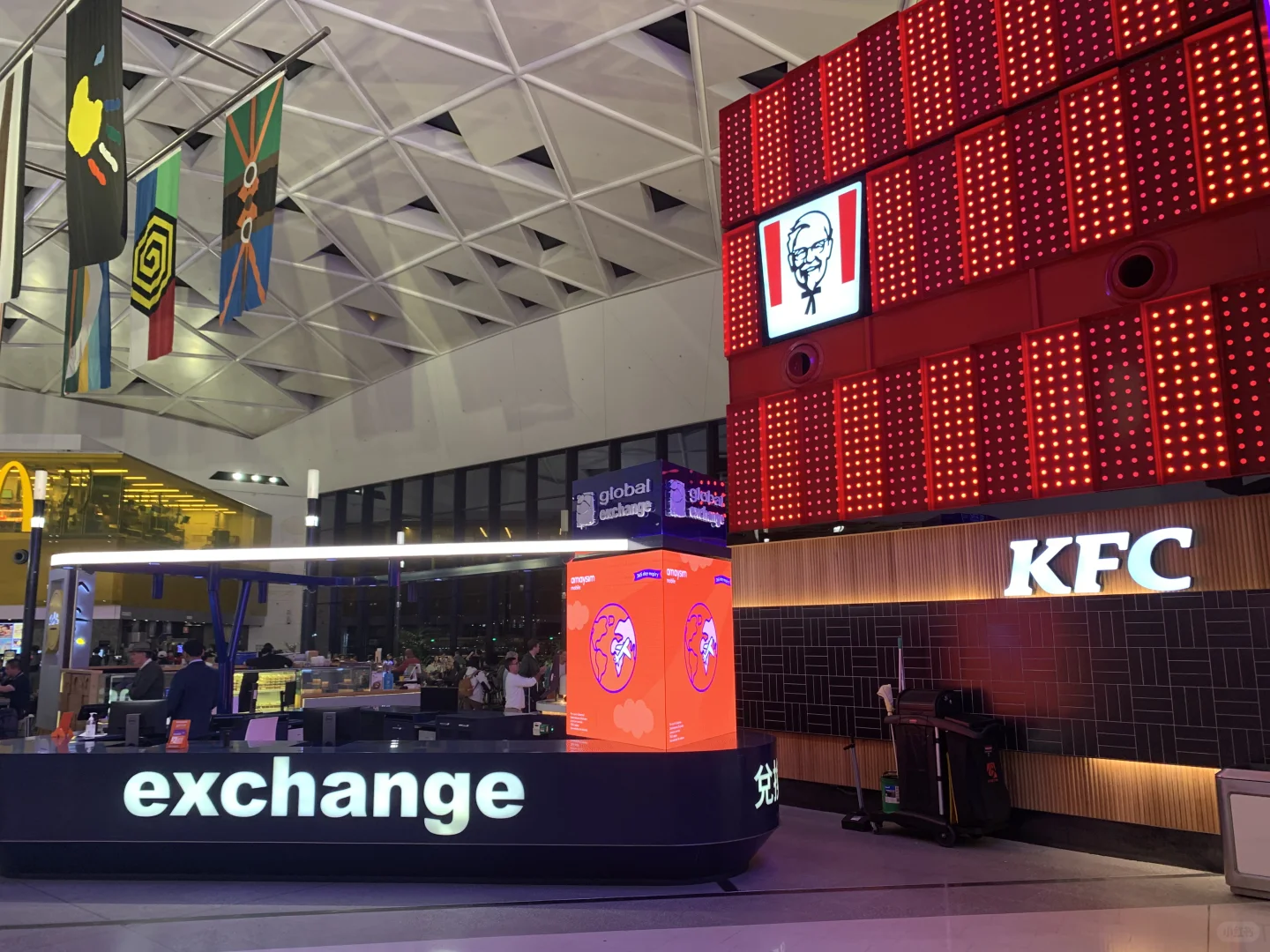 悉尼机场的新安检， 太哇塞了