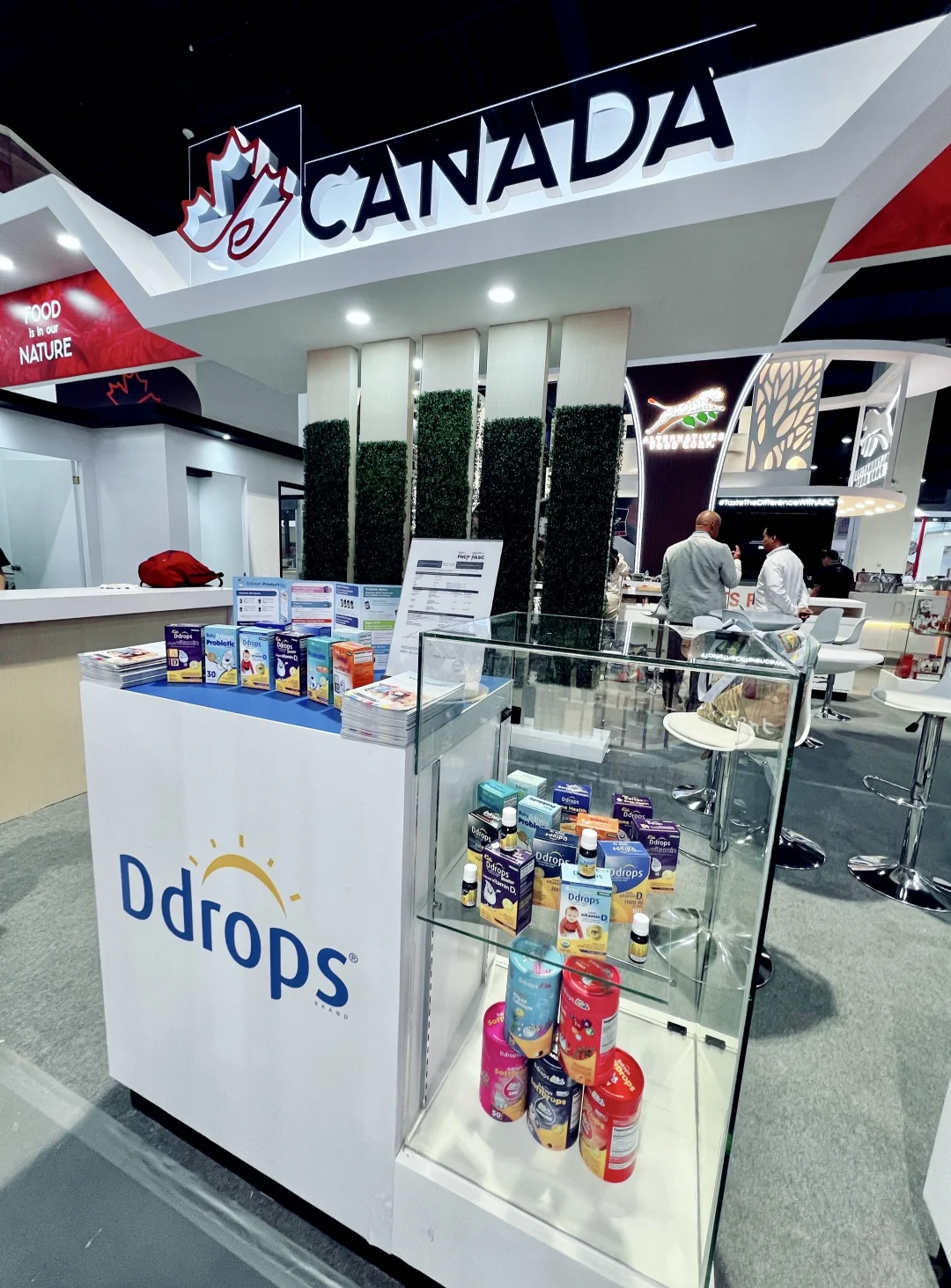 滴卓思空降马尼拉WOFEX，加拿大农业部长亲临