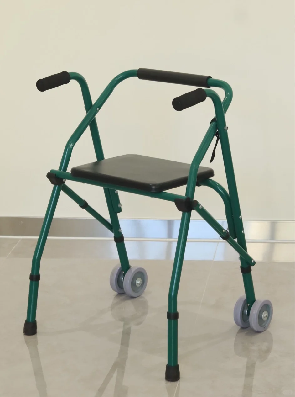 我爸说工厂要倒闭了，整天没单子做…