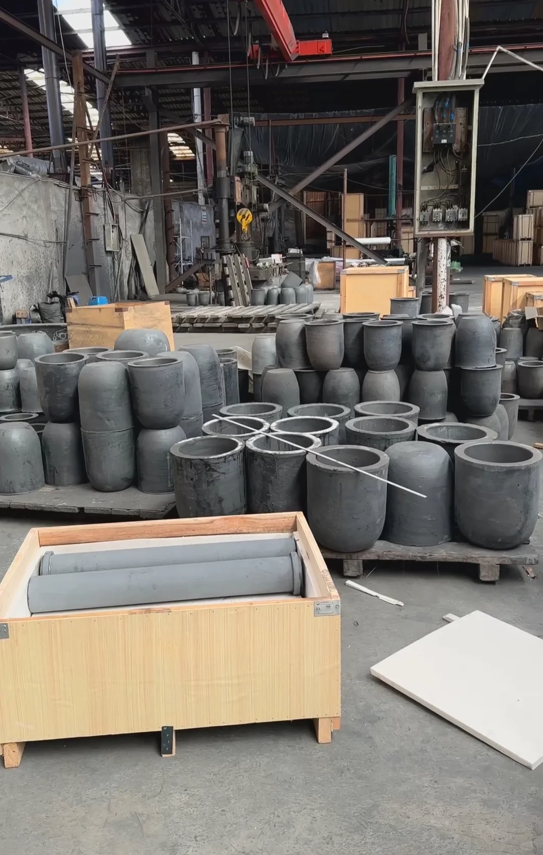 碳化硅石墨坩埚