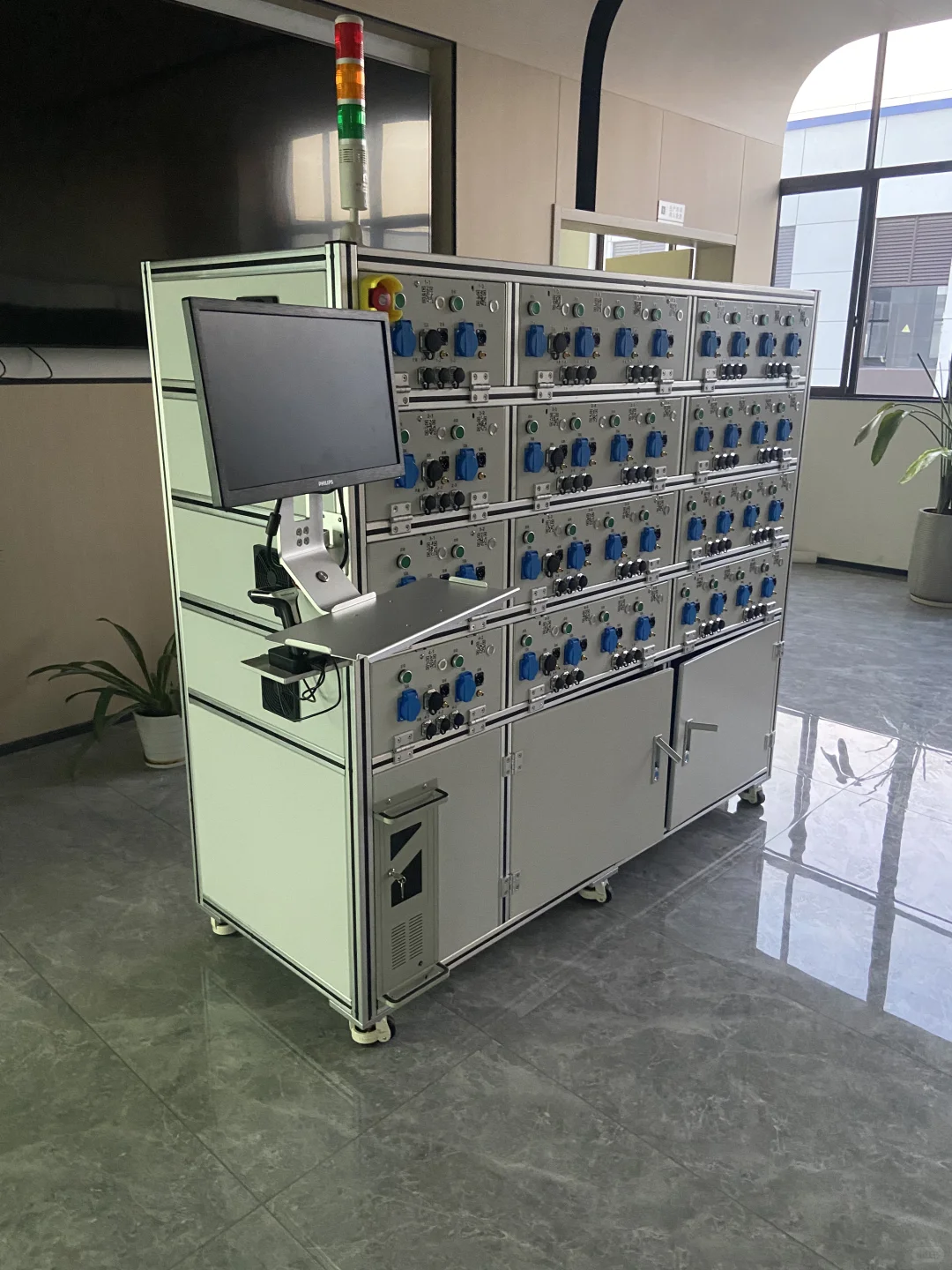 外放机老化测试设备～