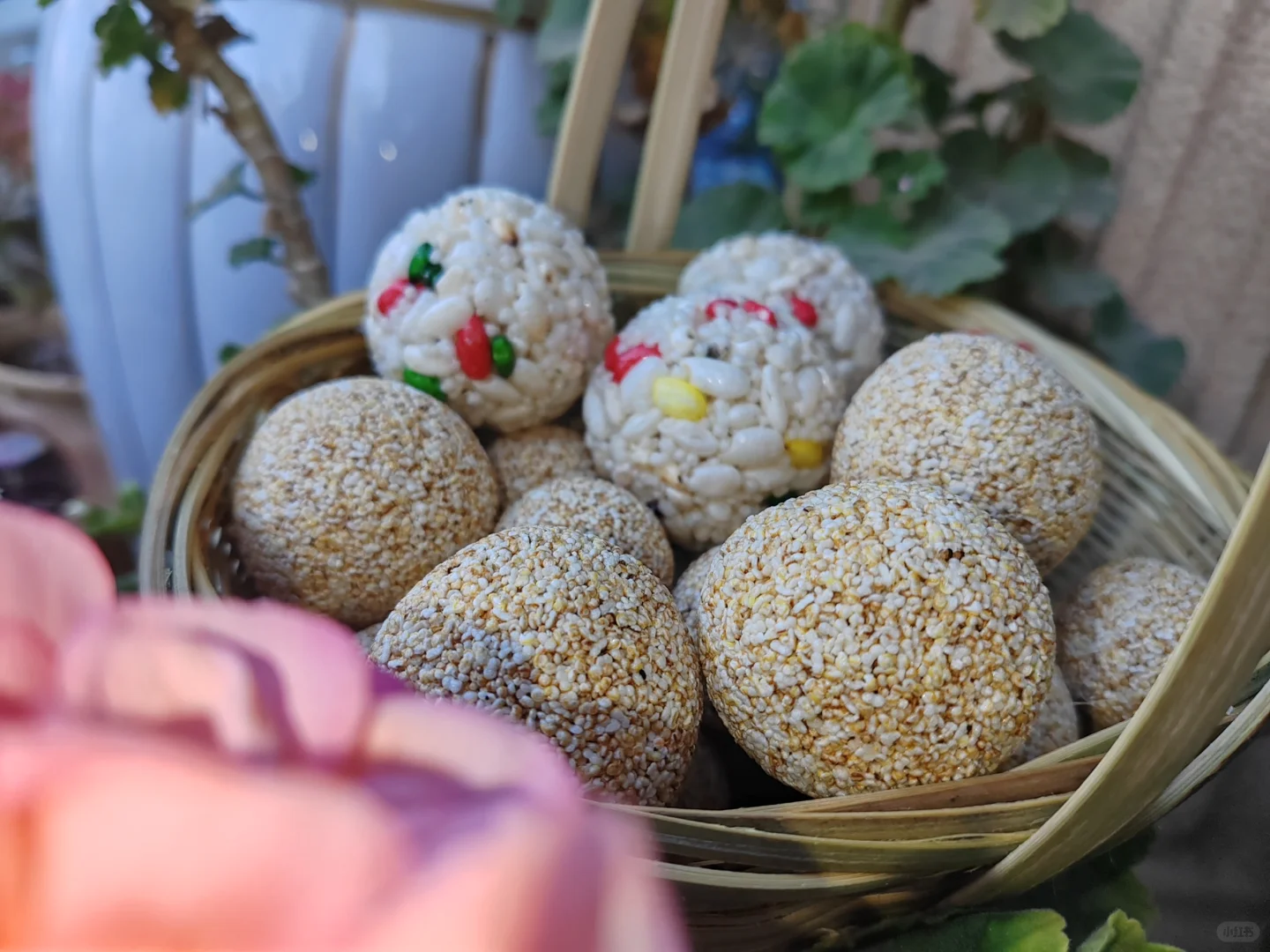 ?小时候的心心念念…小米花团和米花团。