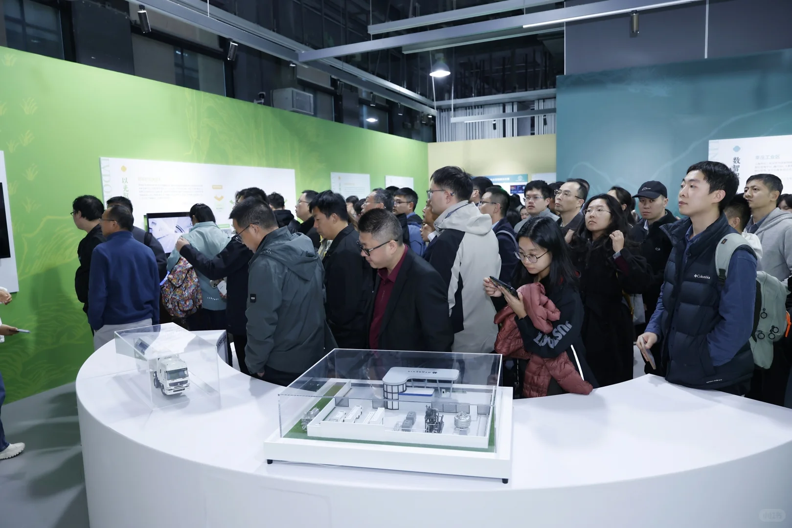 上海零碳新风向！企业代表集体充电的实践课