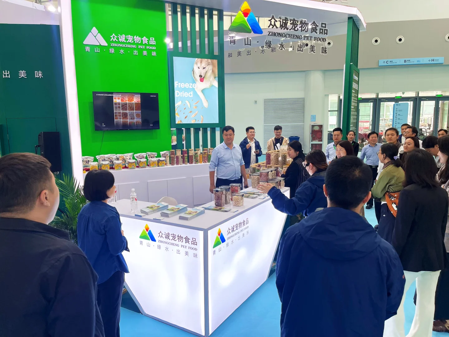 你们找的宠物冻干源头工厂，都来滴滴我