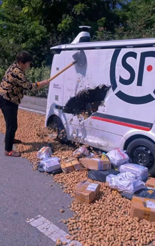 终于遇到对手了！连大妈都无可奈可