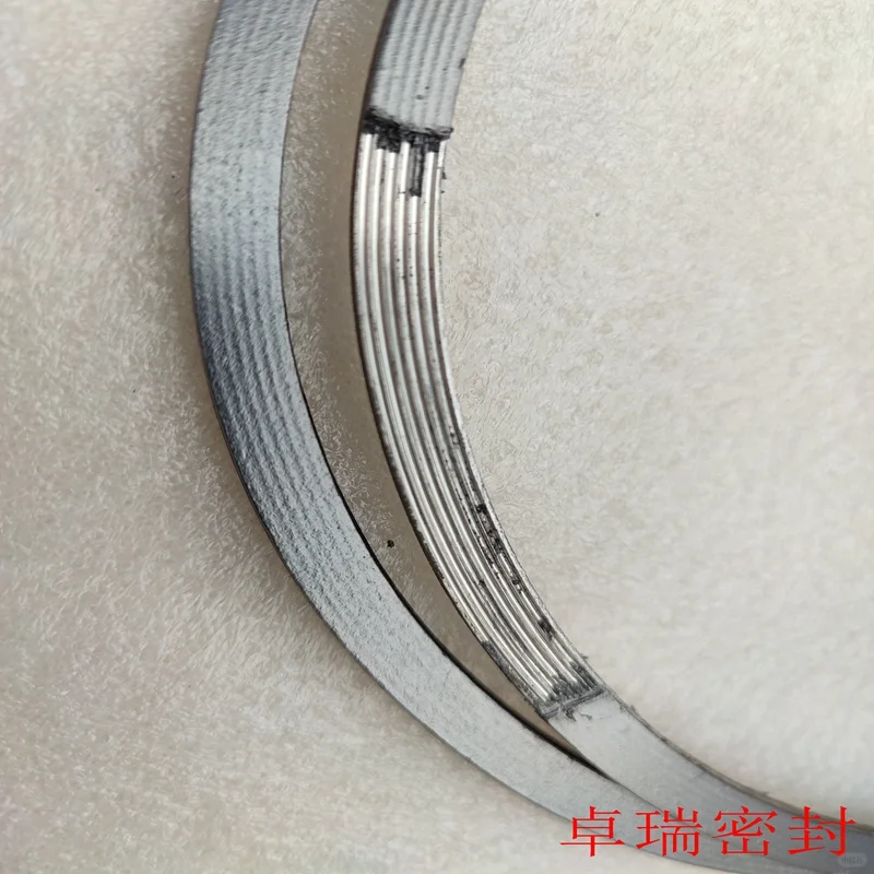 金属齿形石墨复合垫片的优点有哪些？