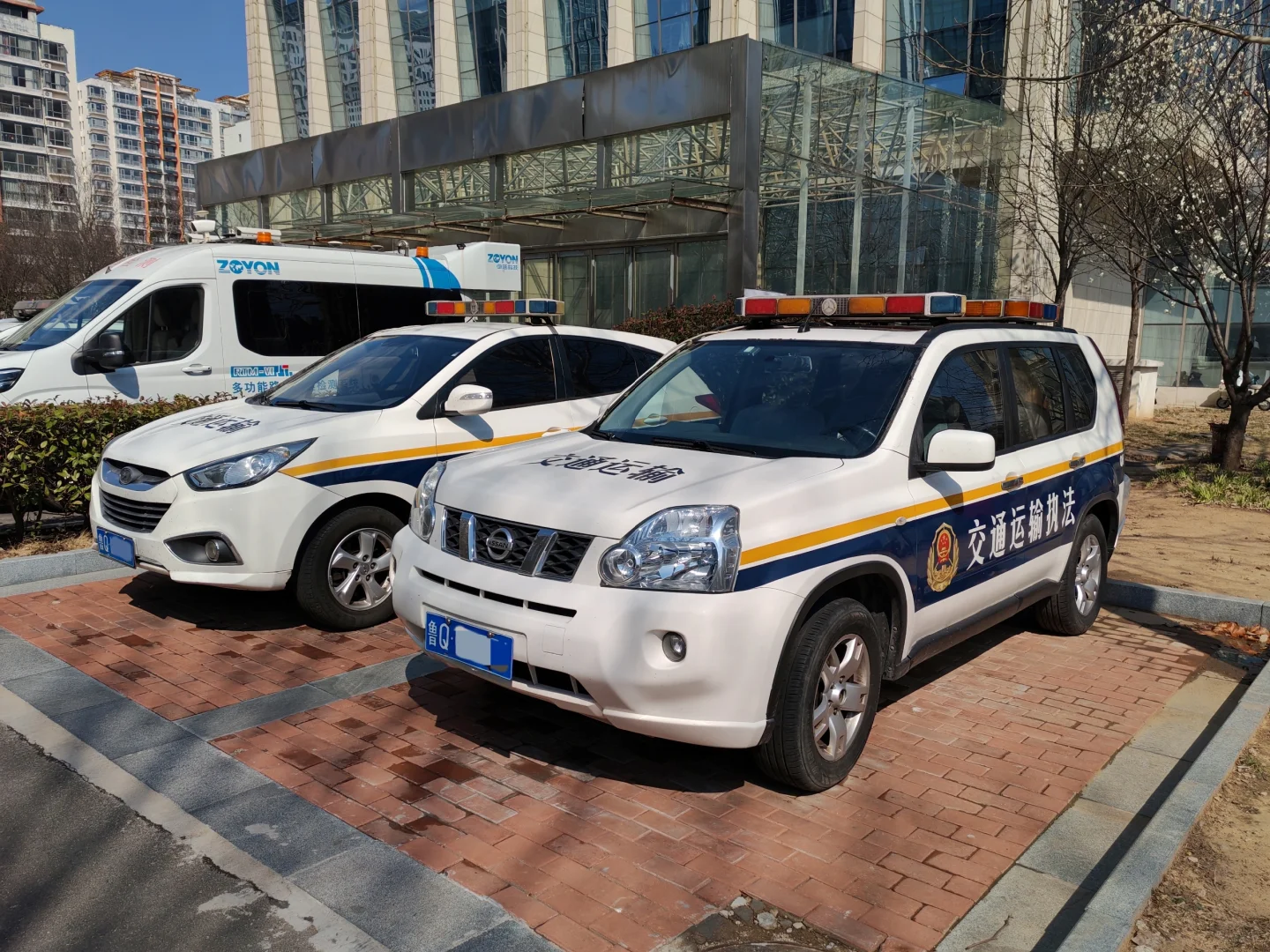 交通运输执法车辆