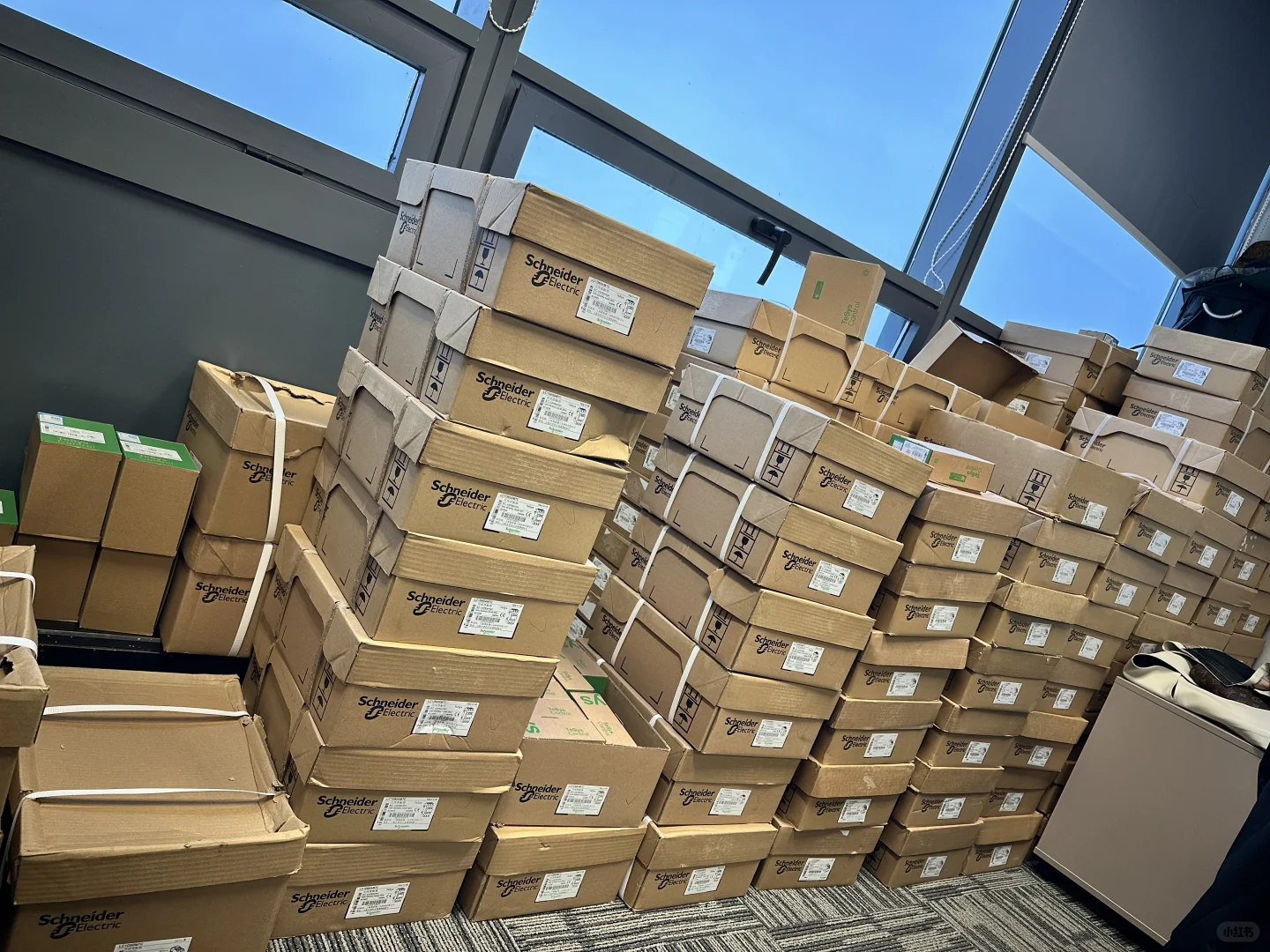 施耐德电气江苏代理在线寻找客户