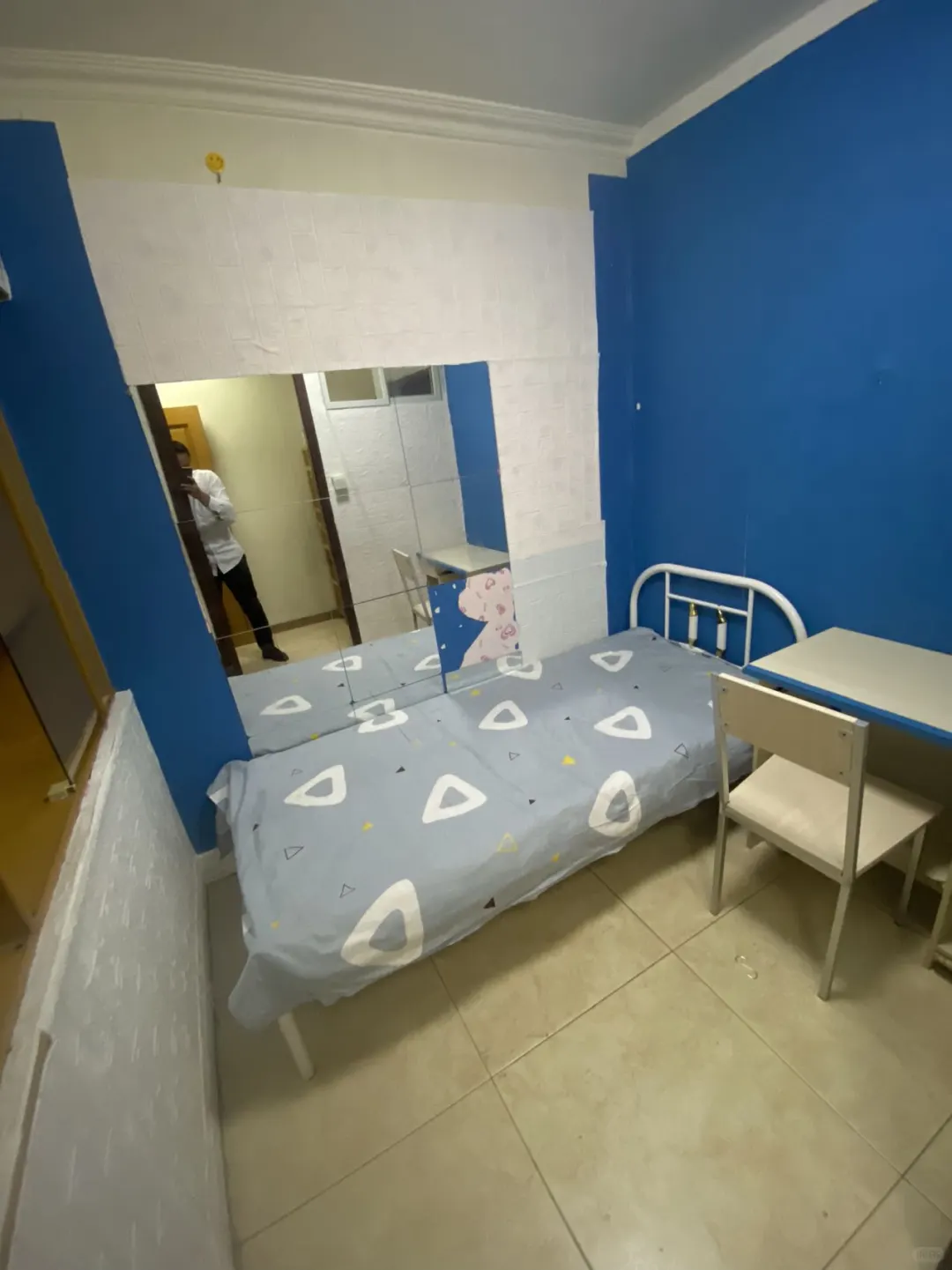 青年路 大悦城 建材贸易宿舍精装小单间