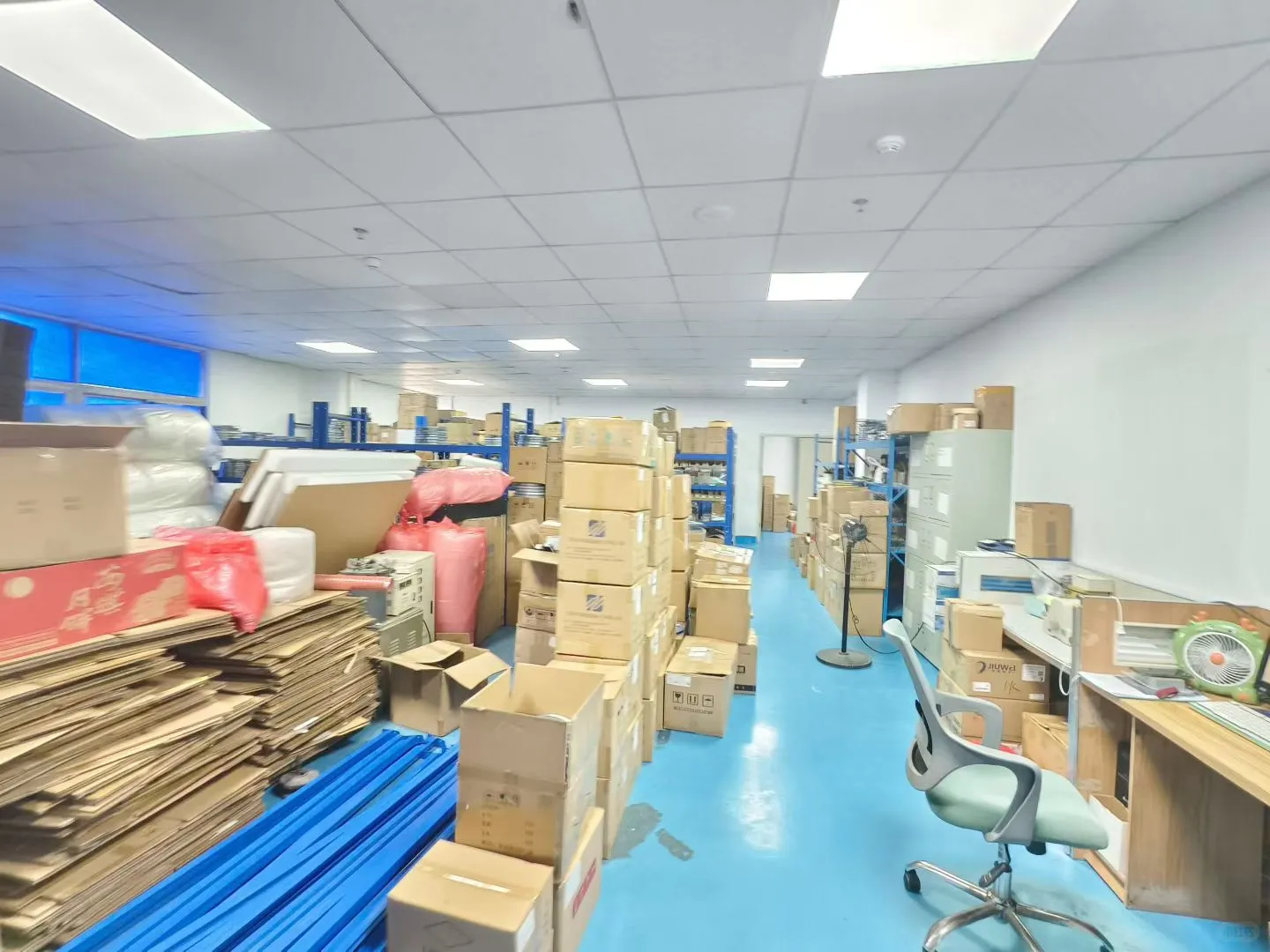 宝安固戍❤️大型产业园独立半层1200平