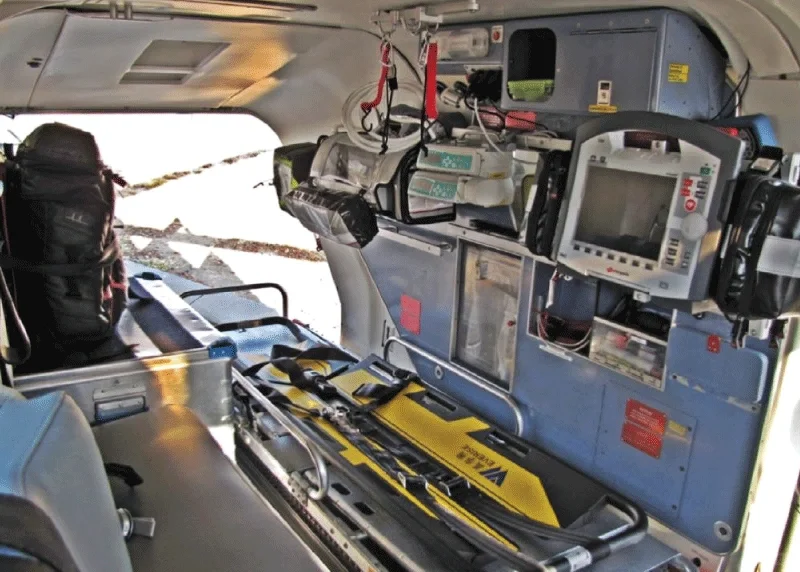 Tomica 红白盒系列97号 医生 直升机Bk117