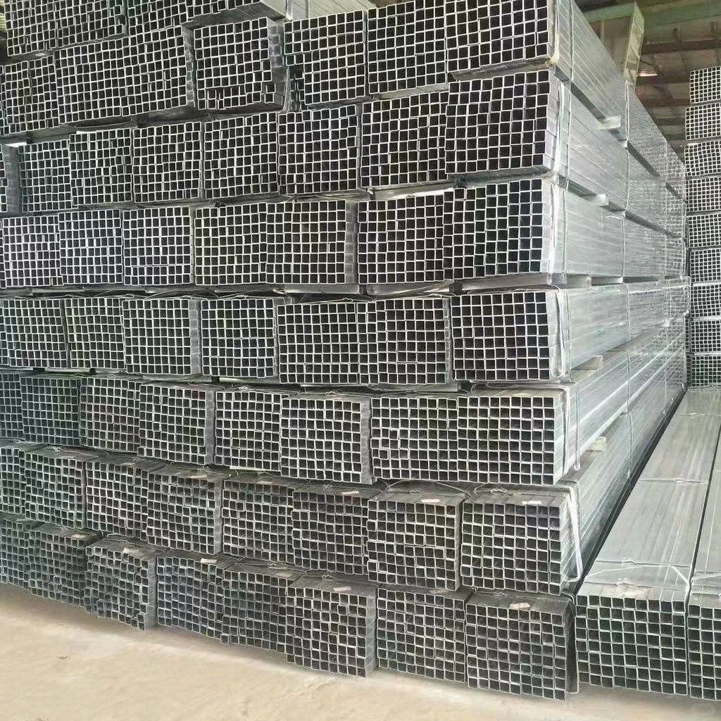 卖钢材的小姐姐