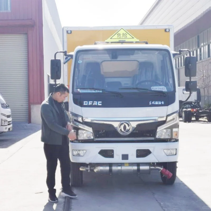 皮卡运人车
