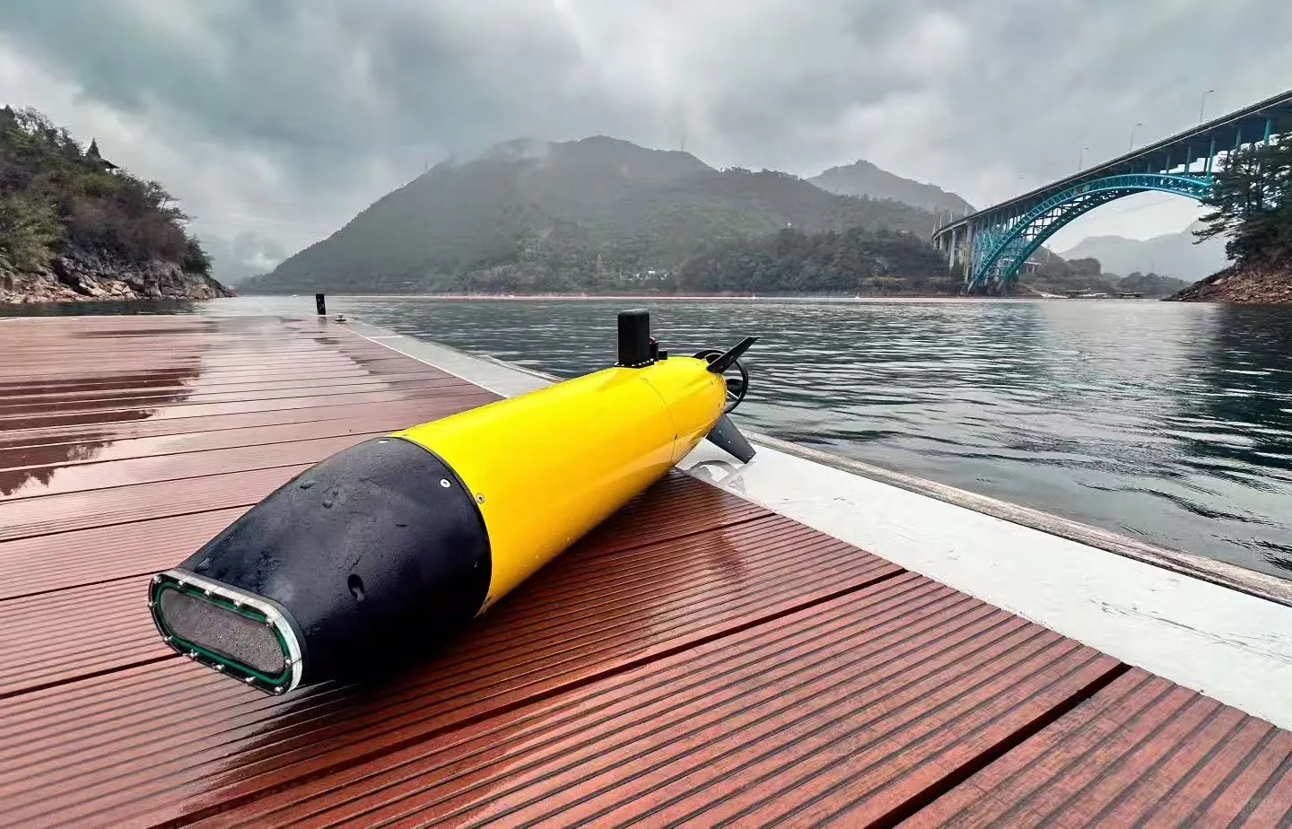 200mm口径AUV新一代模块化智能水下作业平台