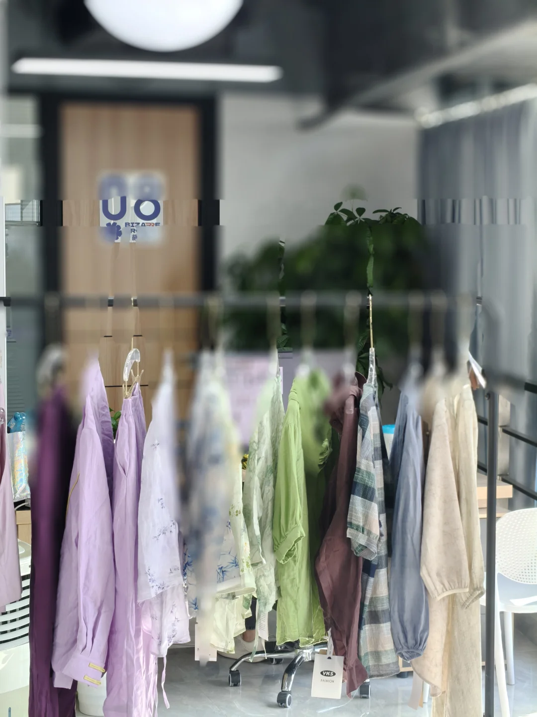 聚焦“快出款+零踩雷”—服装档口/直播的