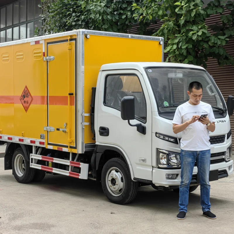 皮卡运人车