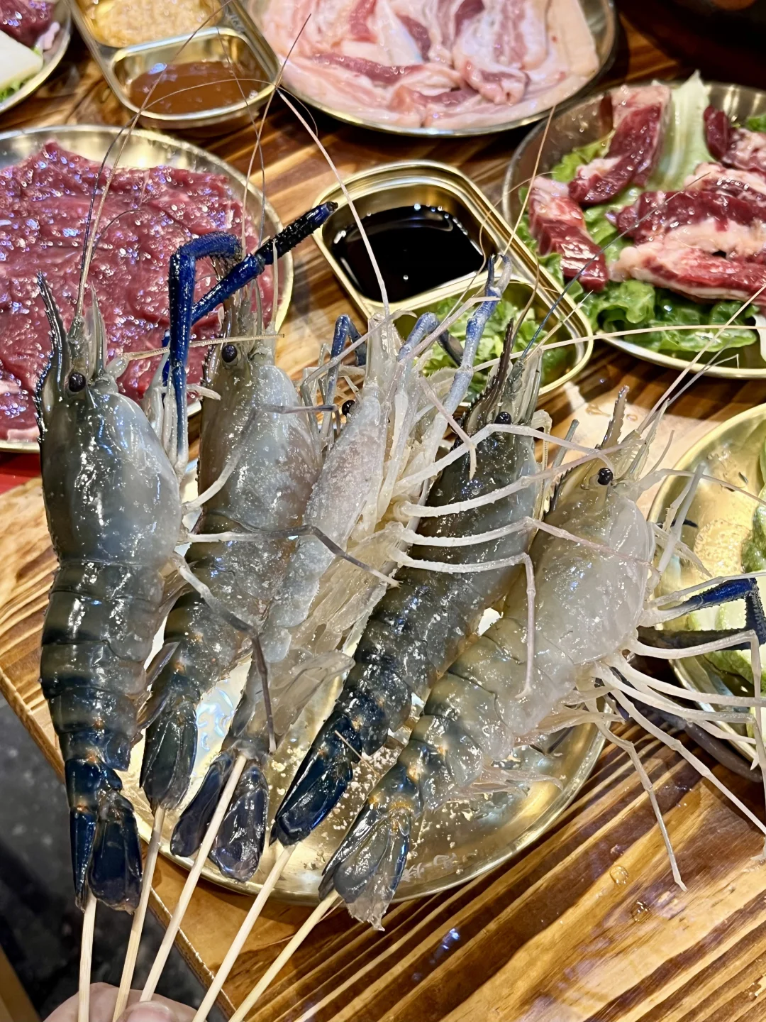 隐藏在菜肉市场里的烤肉店❗️现切牛肉香晕?