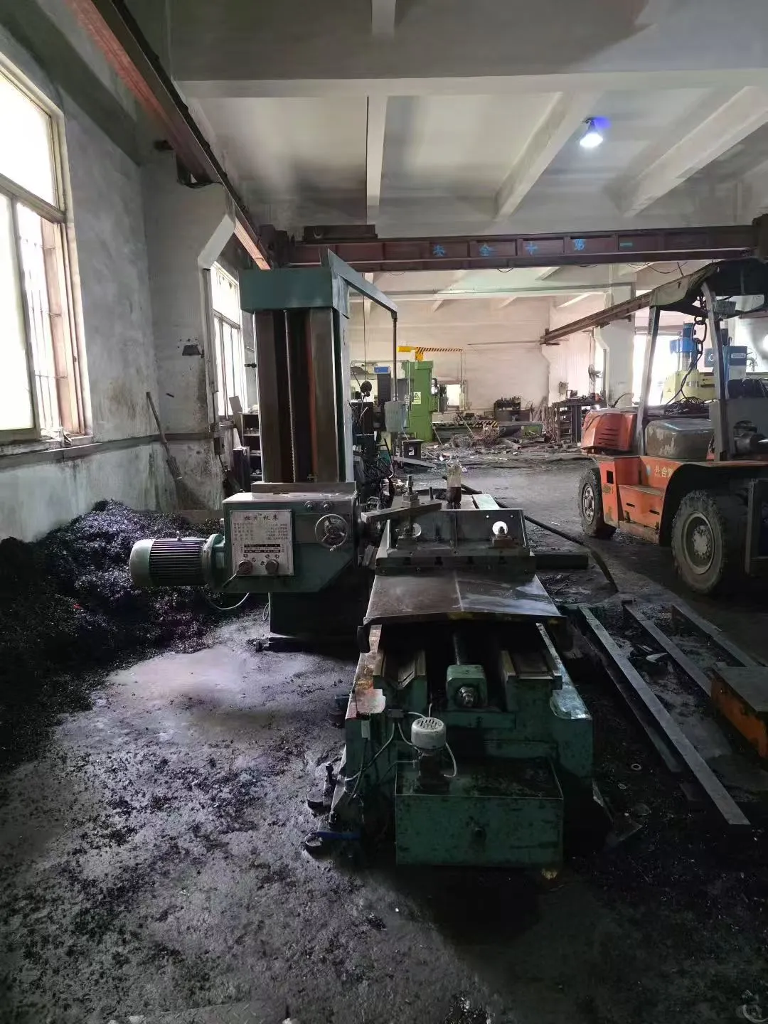 工厂倒闭了，卖完就回老家