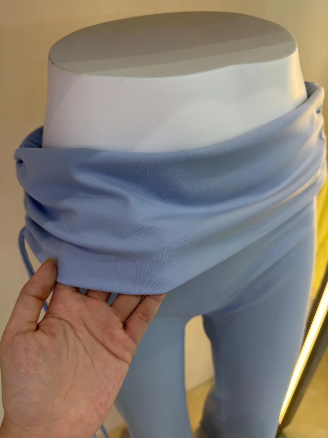 广州新的！！瑜伽运动服批发市场！尊嘟好香?