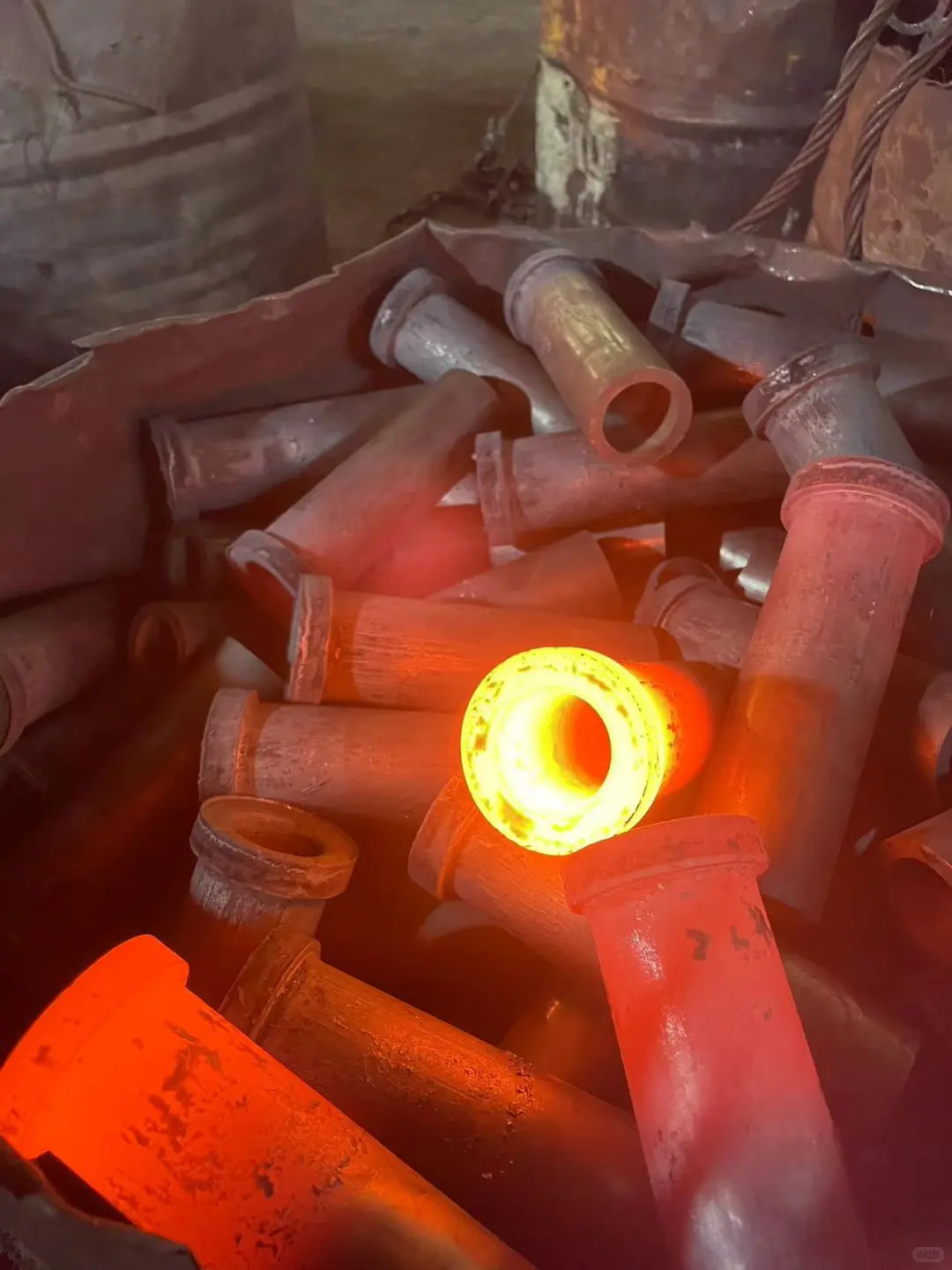 00后做锻件加工