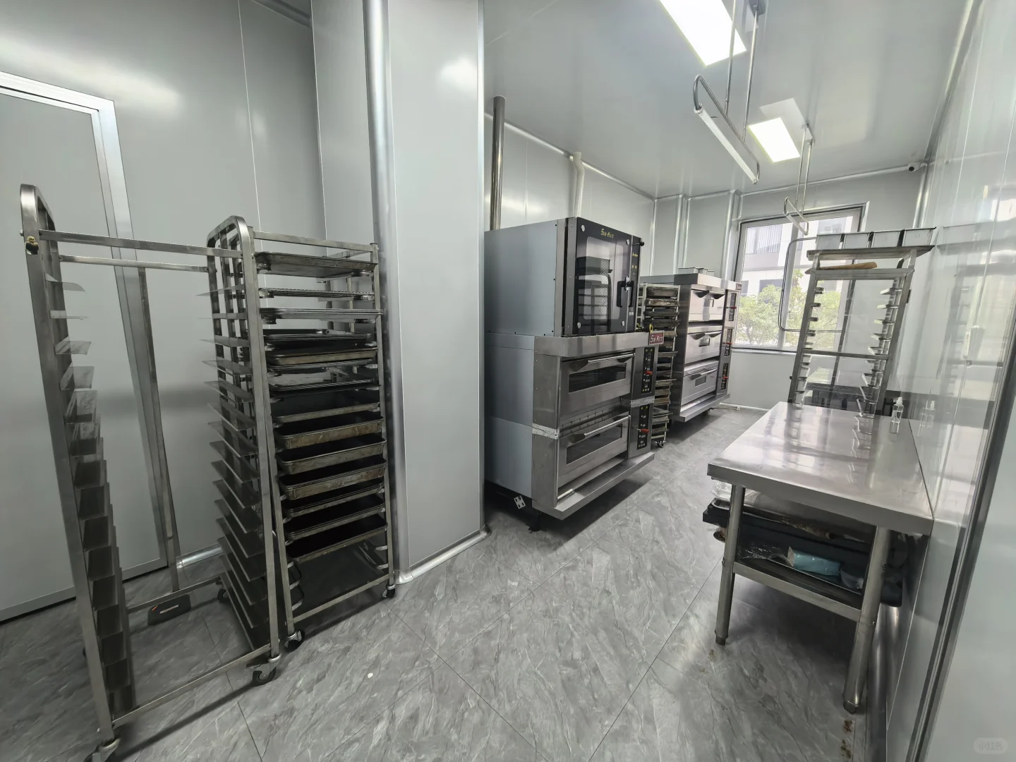 听说小红书转烘焙厂快，我也来试试?