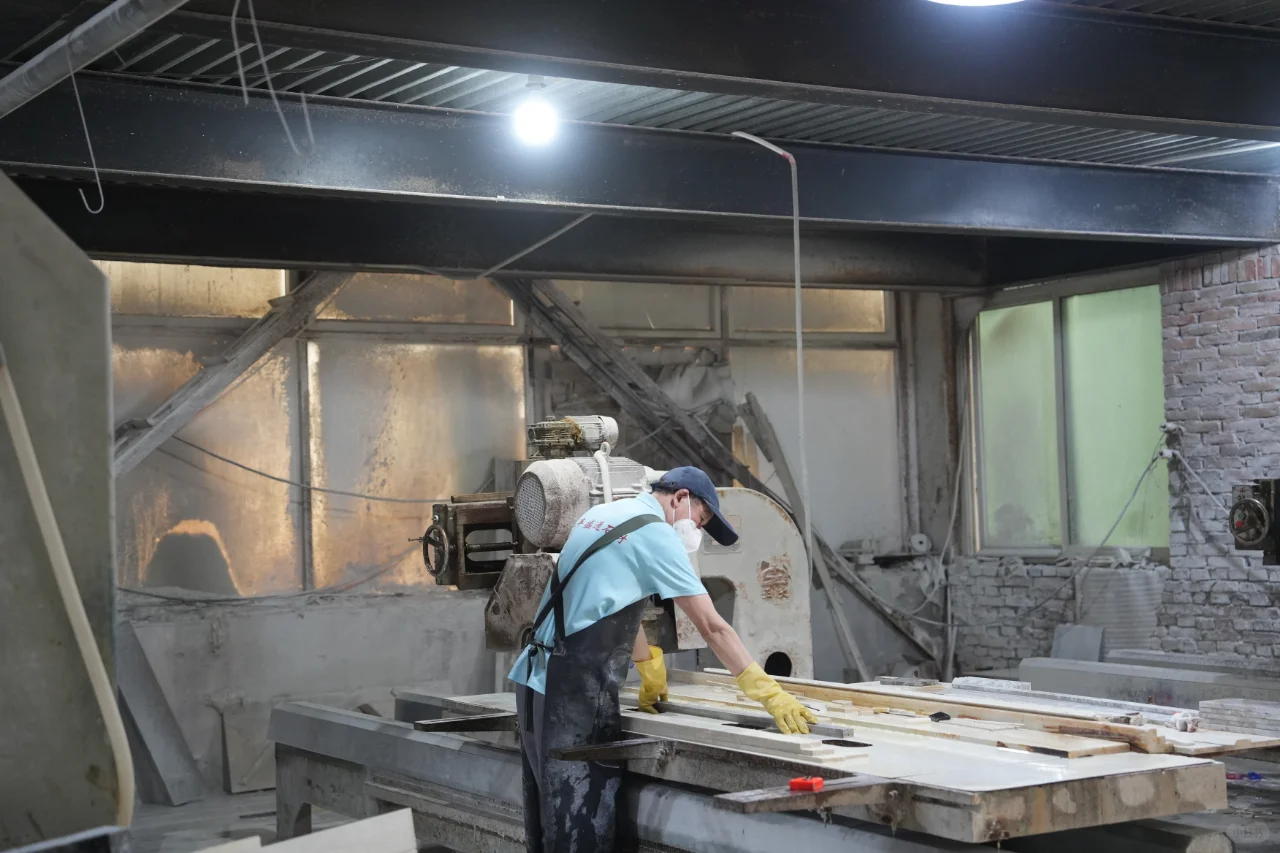 认真做好每一个细节，保证质量，让顾客满意