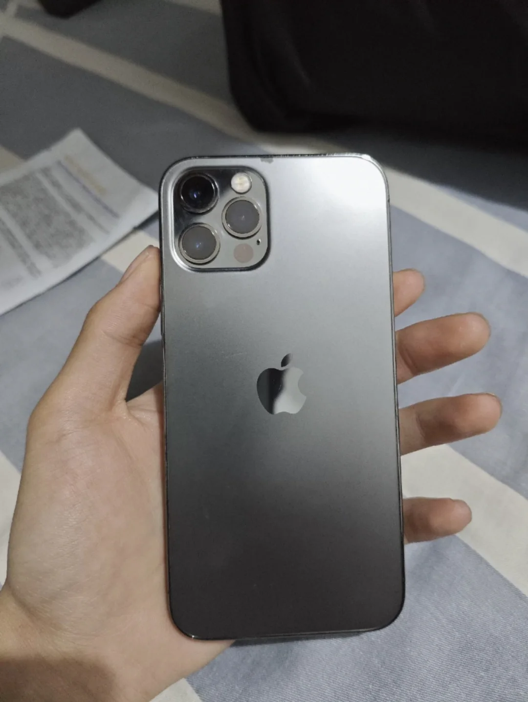 苹果12 Pro 256G 石墨色