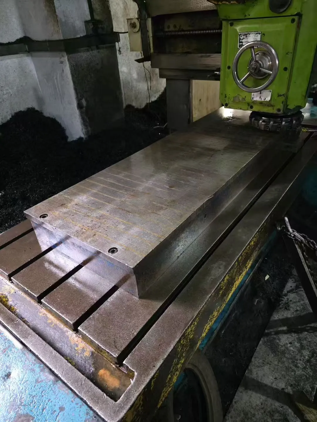 工厂倒闭了，卖完就回老家