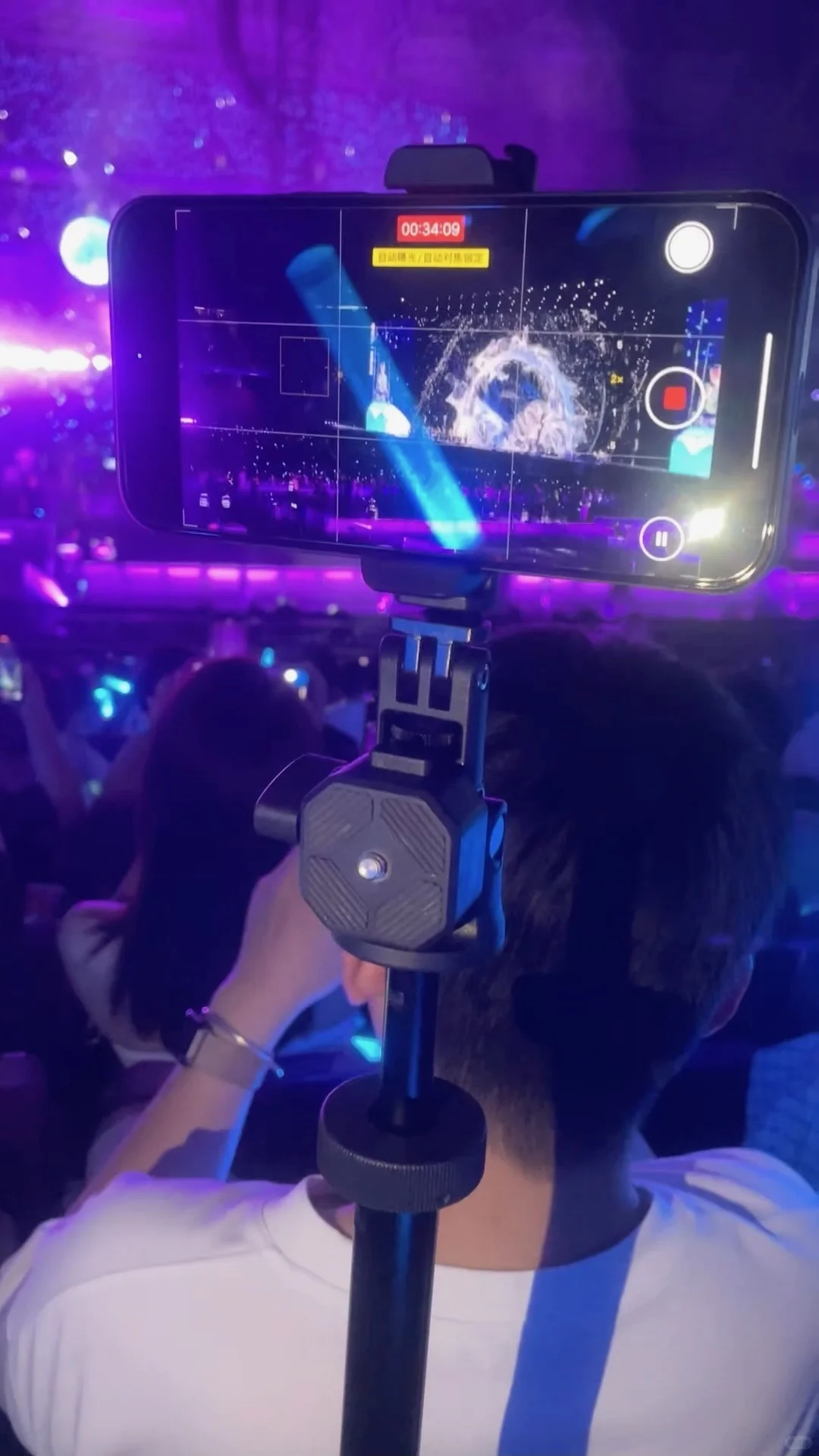 我宣布‼自动弹开支架就是演唱会站姐仙品?