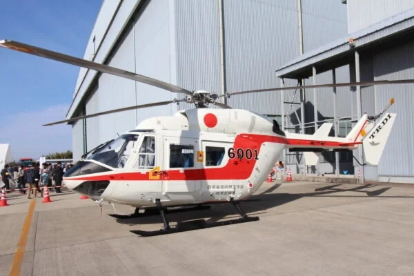 Tomica 红白盒系列97号 医生 直升机Bk117