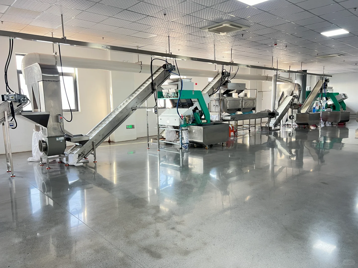 秀一下，坚果源头工厂寻找合作伙伴啦！