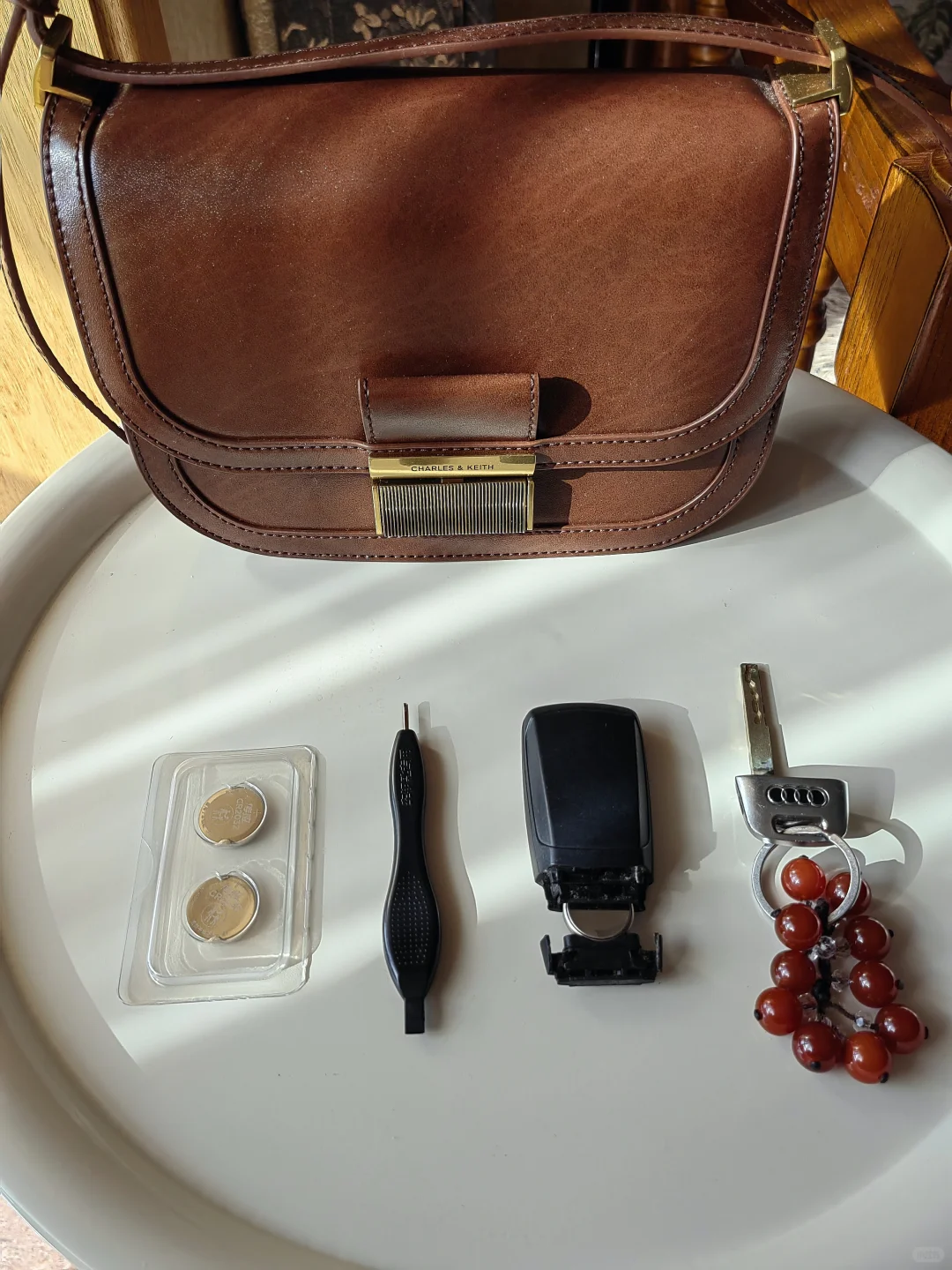 ? ｜一分钟搞定奥迪车钥匙断电，赴深秋