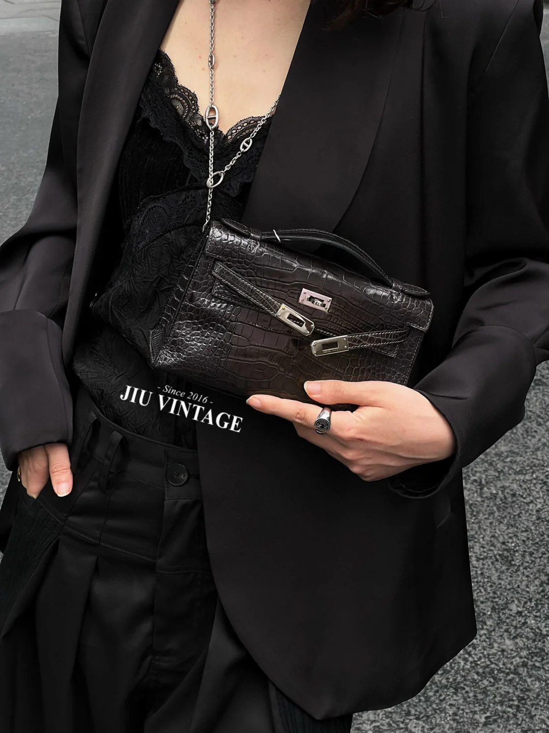 Hermes石墨灰kelly一代?这比黑银帅多了!