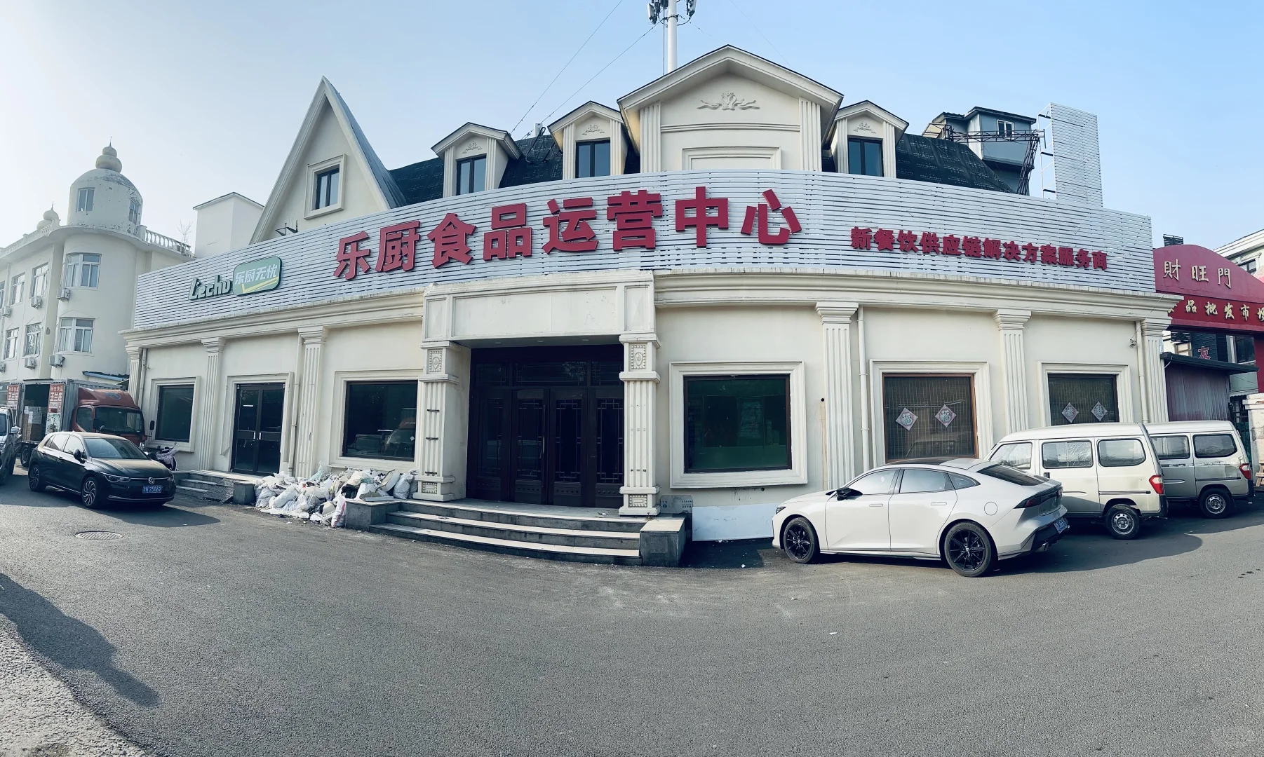 不用劳务的厂有人要进吗！！