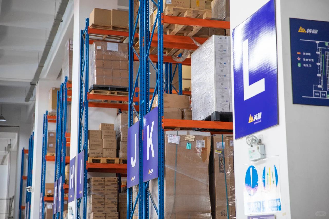 上海物流公司浅谈物流运输常见的运输工具