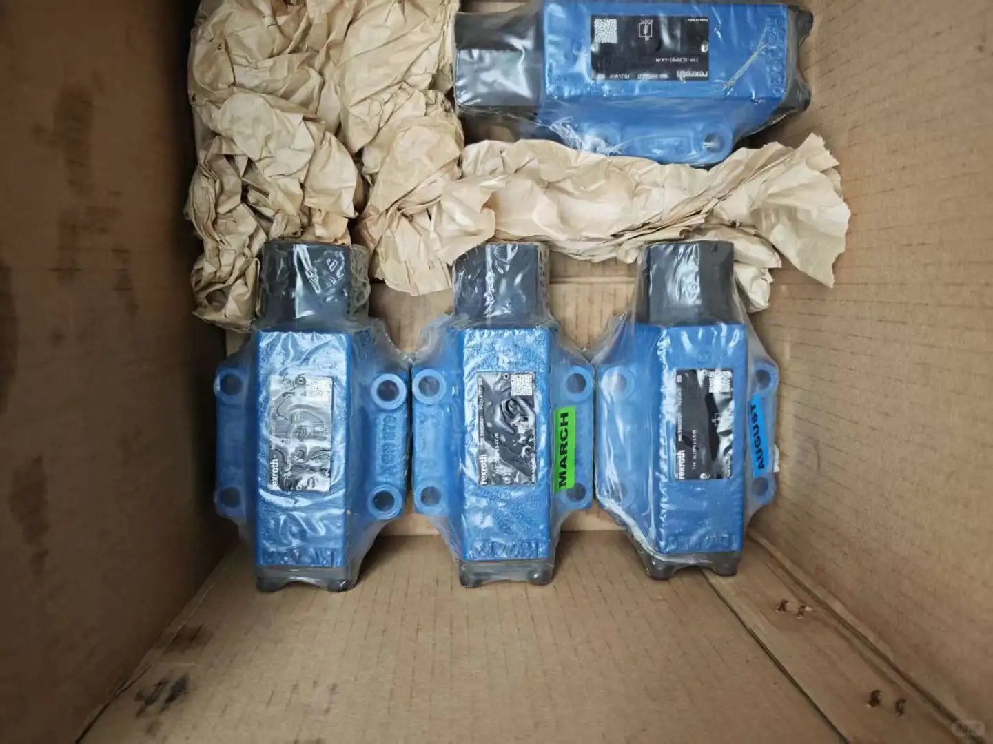 工厂维修/采购必看！液压泵阀选对，生产效率